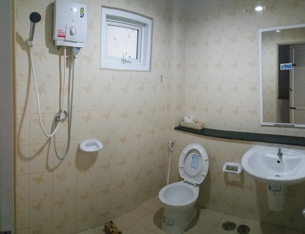 Charoen Apartment Hotel Trang Exterior foto