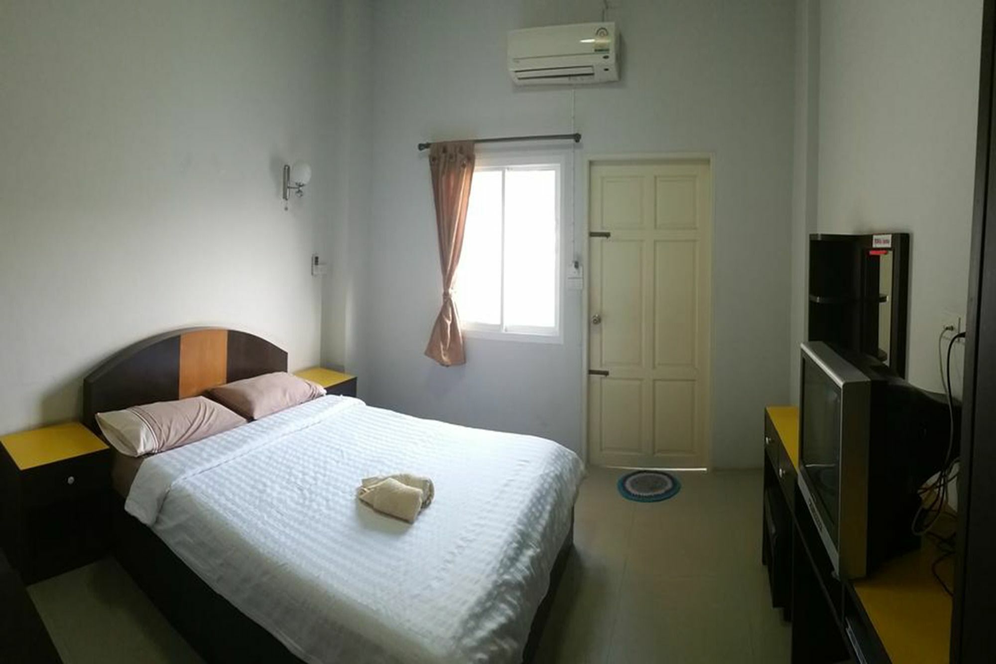 Charoen Apartment Hotel Trang Exterior foto